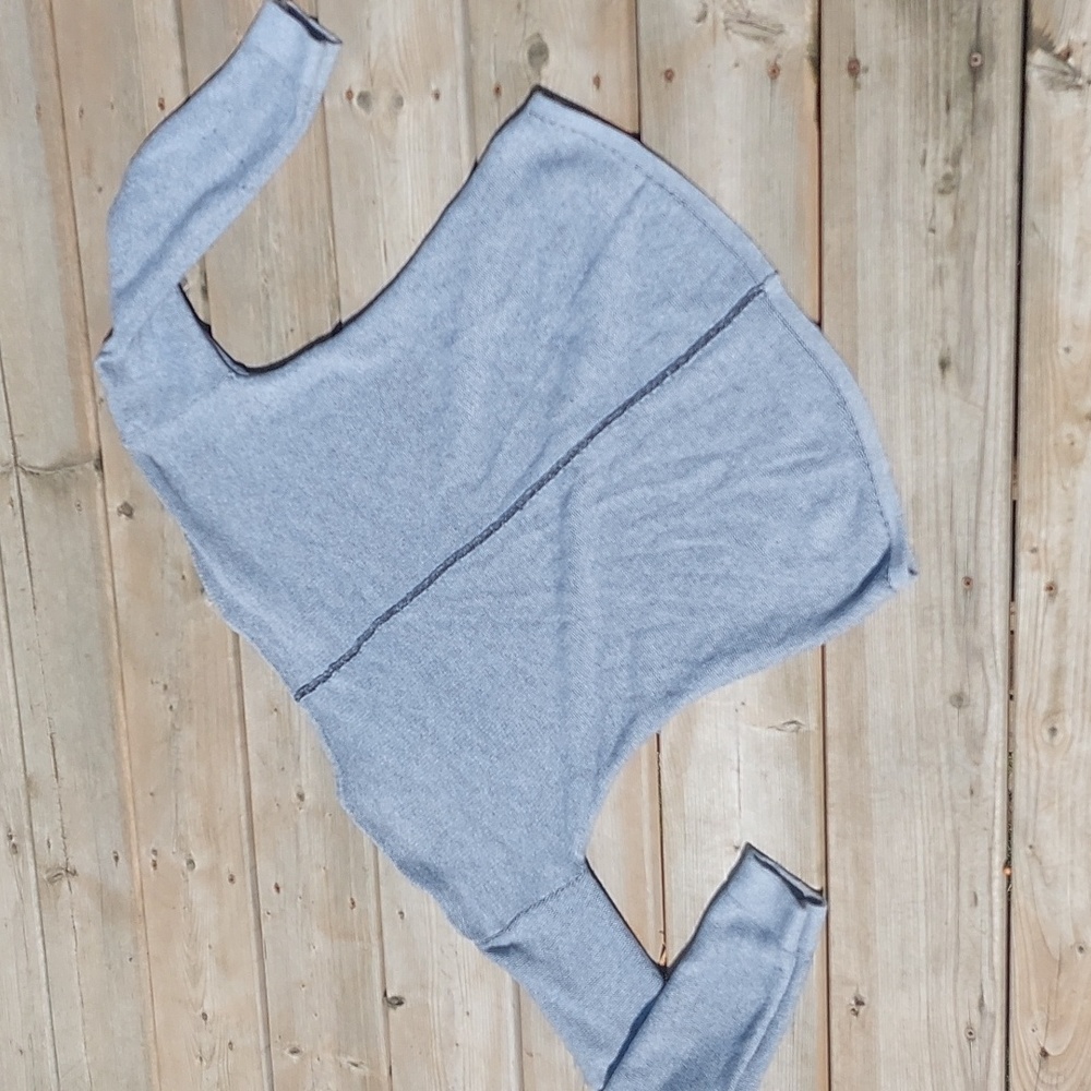Reversible sweater - Picture 8 of 8